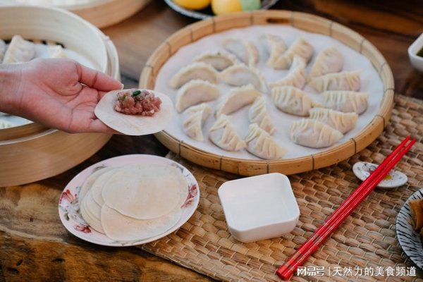 祥乾资产 饺子皮加硼砂？致命“美白”陷阱！4招让毒饺子皮现原形